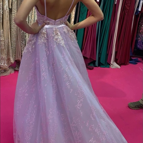 Beautiful portia and scarlett gown - Picture 2 of 3